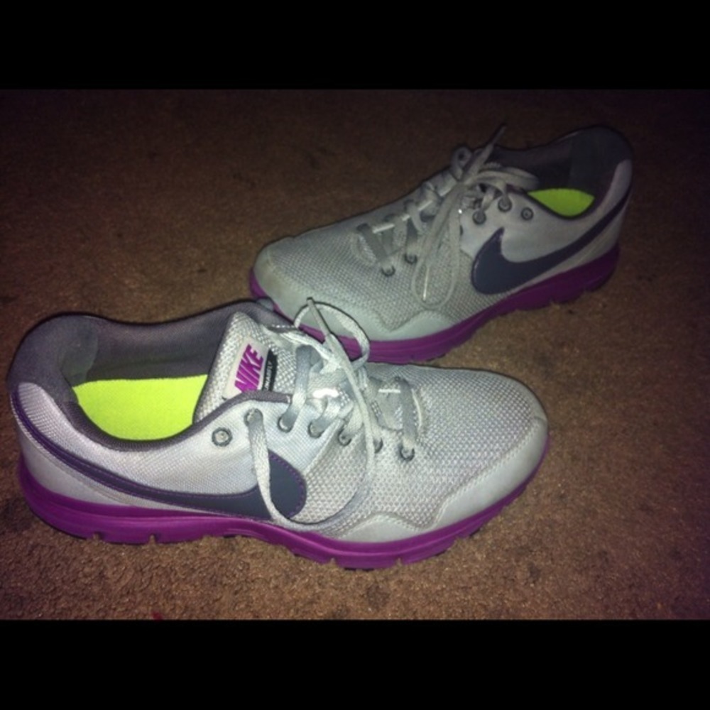 NIKE women's grey/purple lunafly sneakers size 7.5